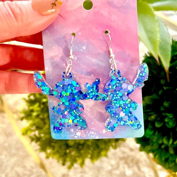 Stitch Alien Dangle Earrings - Picture 3 of 9